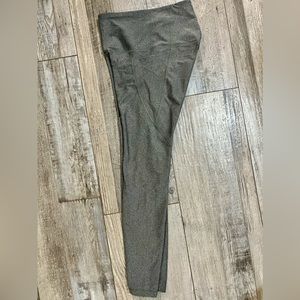 Old Navy high rise, 7/8 leggings power soft